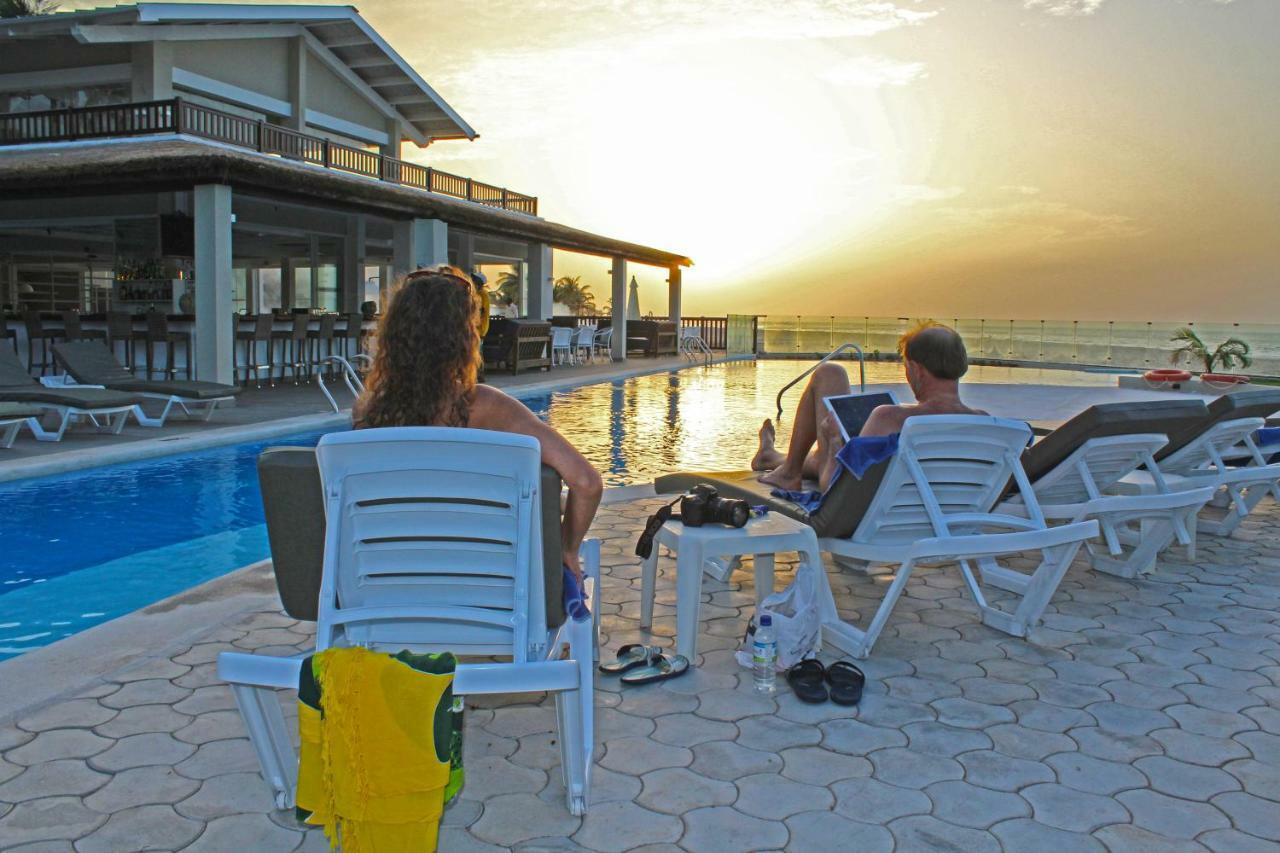Sunset Beach Hotel Kotu Eksteriør bilde
